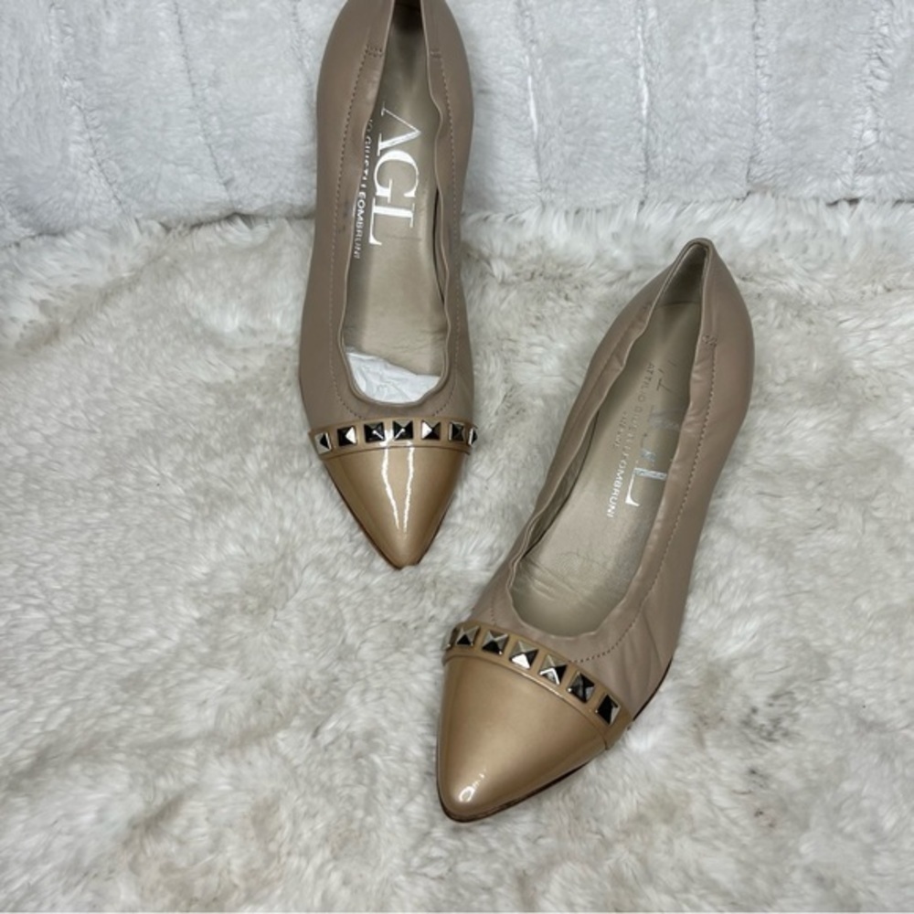 AGL ATTILIO GIUSTI LEOMBRUNI Pyramid Studded Pointy Toe heels Size 39 Tan - Picture 3 of 8
